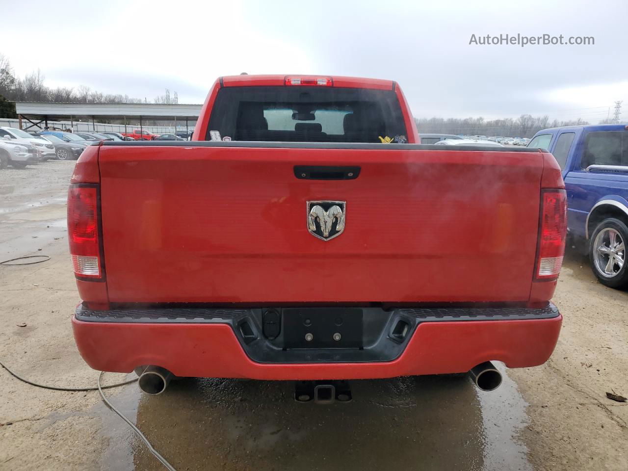 2014 Ram 1500 St Red vin: 1C6RR6FT4ES458807