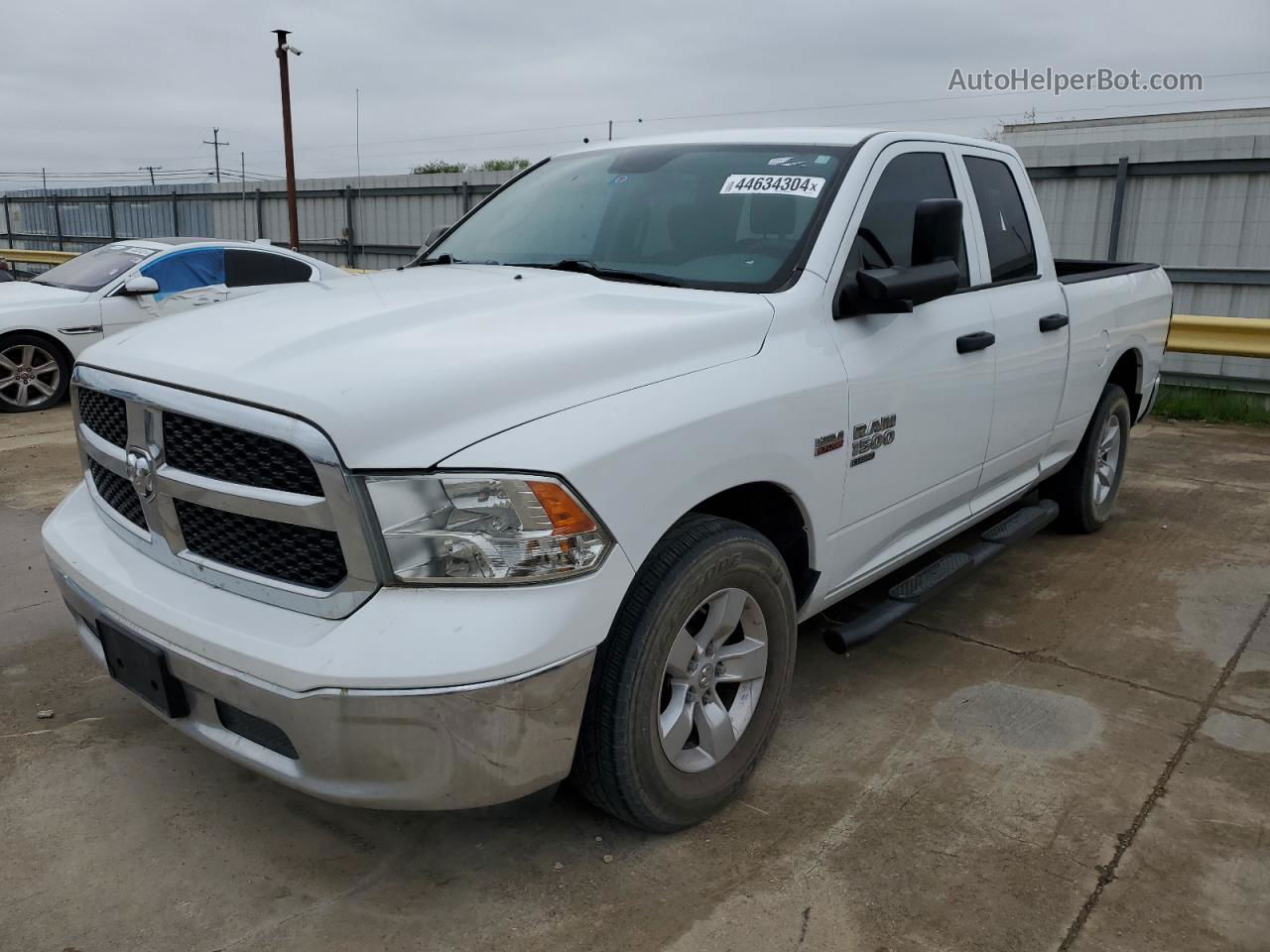 2019 Ram 1500 Class White vin: 1C6RR6FT8KS574118