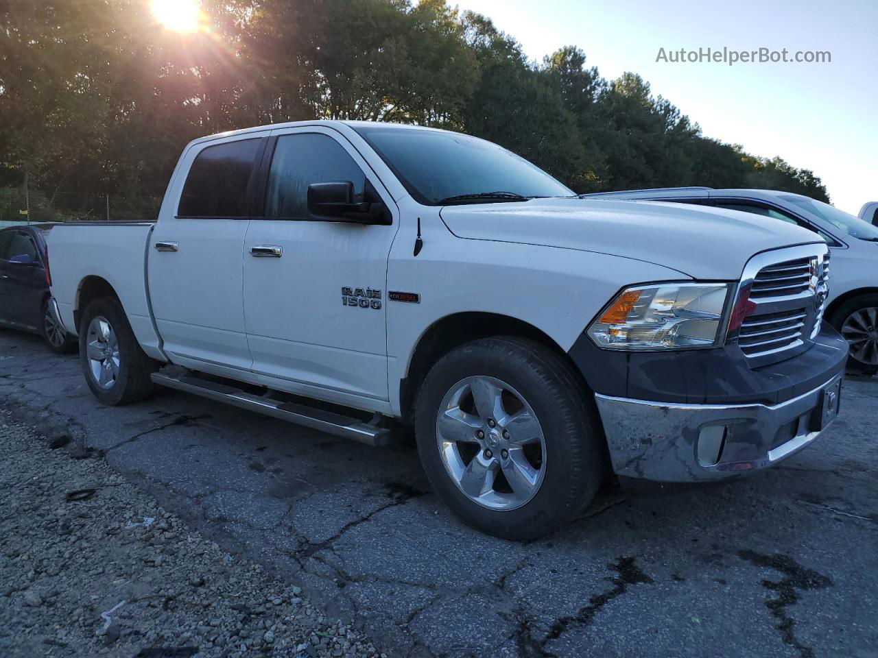 2015 Ram 1500 Slt White vin: 1C6RR6LM0FS581390