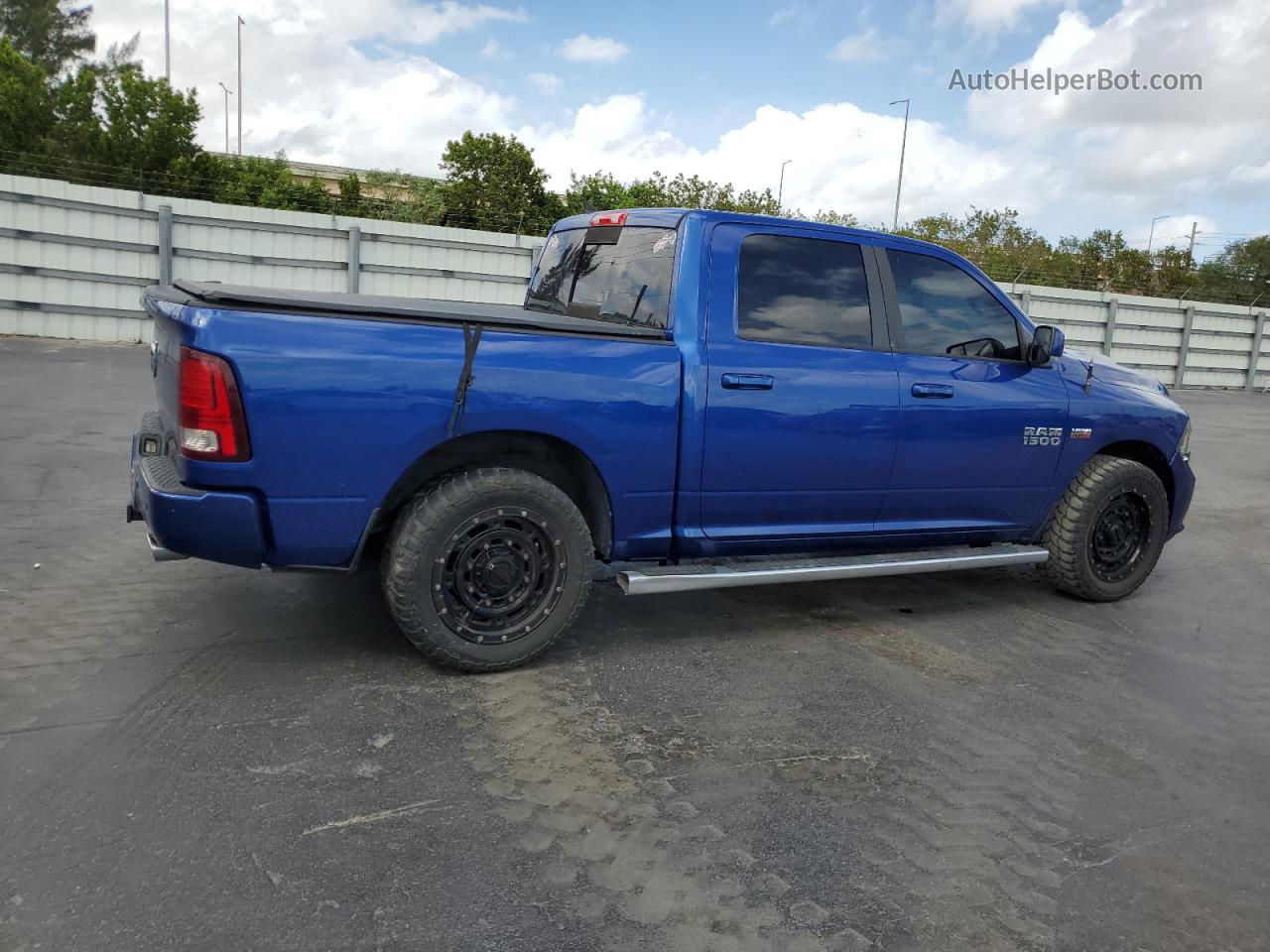 2015 Ram 1500 Sport Синий vin: 1C6RR6MT9FS676679