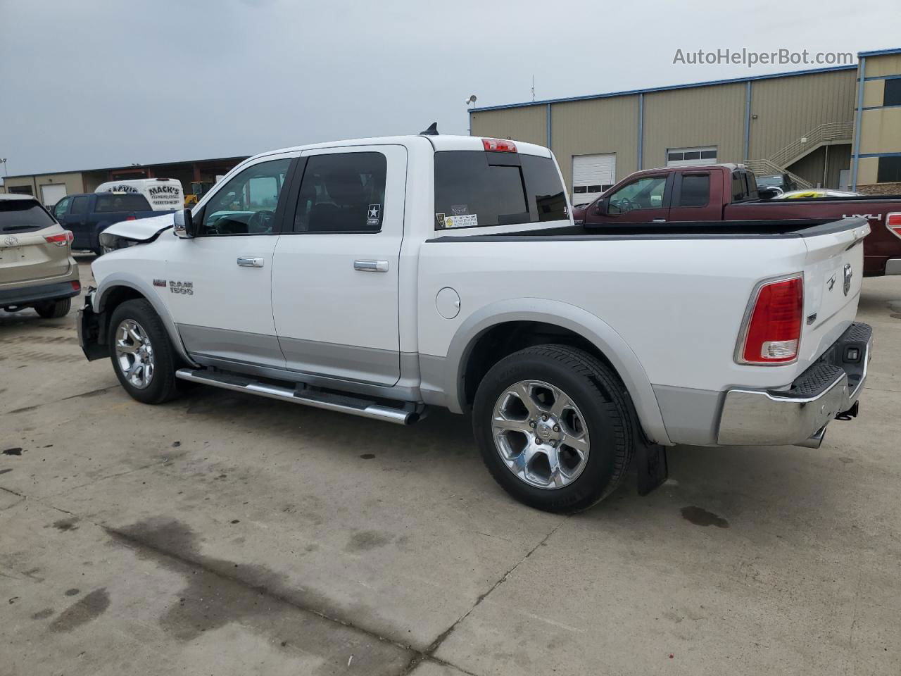 2014 Ram 1500 Laramie Белый vin: 1C6RR6NT1ES149281