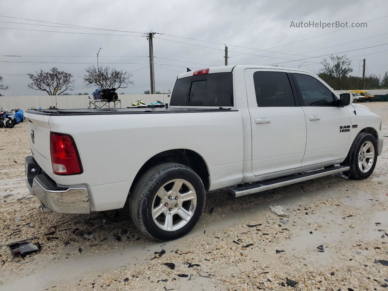 2014 Ram 1500 Sport White vin: 1C6RR6UT0ES307210