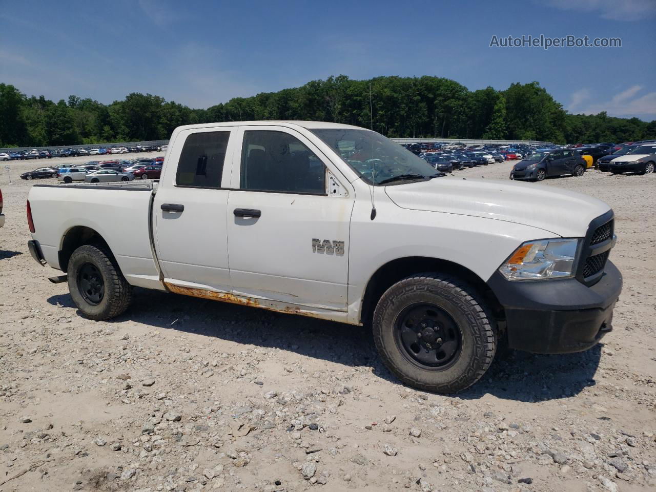 2015 Ram 1500 St Белый vin: 1C6RR7FG4FS605511