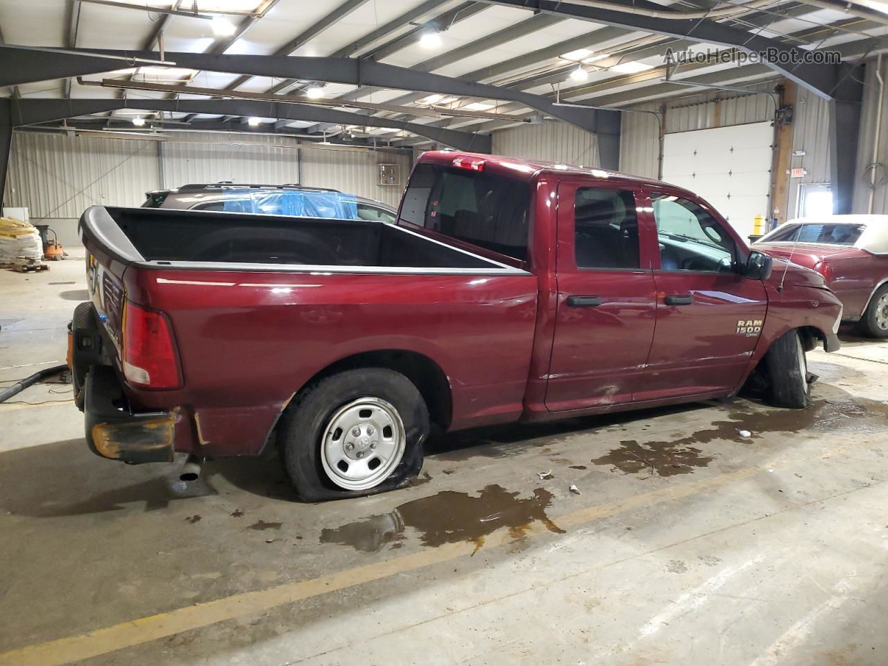 2019 Ram 1500 Classic Tradesman Red vin: 1C6RR7FG6KS615516