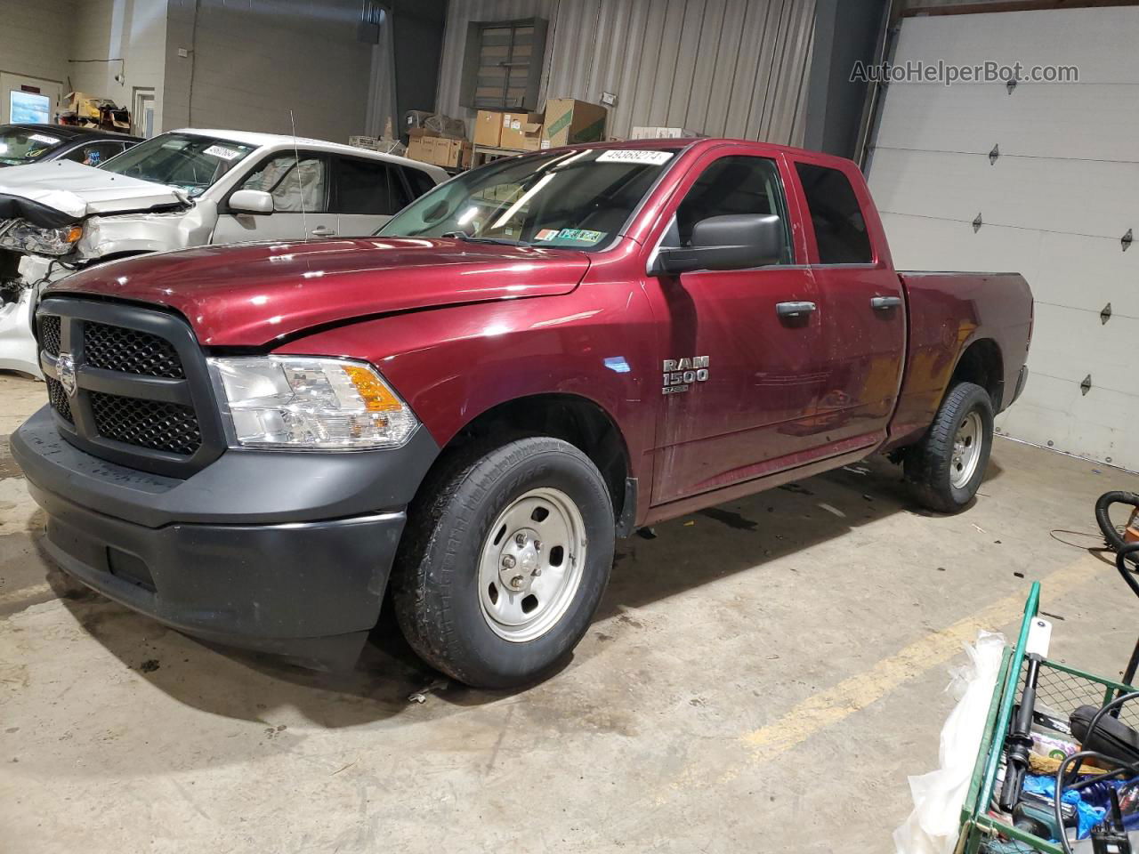 2019 Ram 1500 Classic Tradesman Красный vin: 1C6RR7FG6KS615516