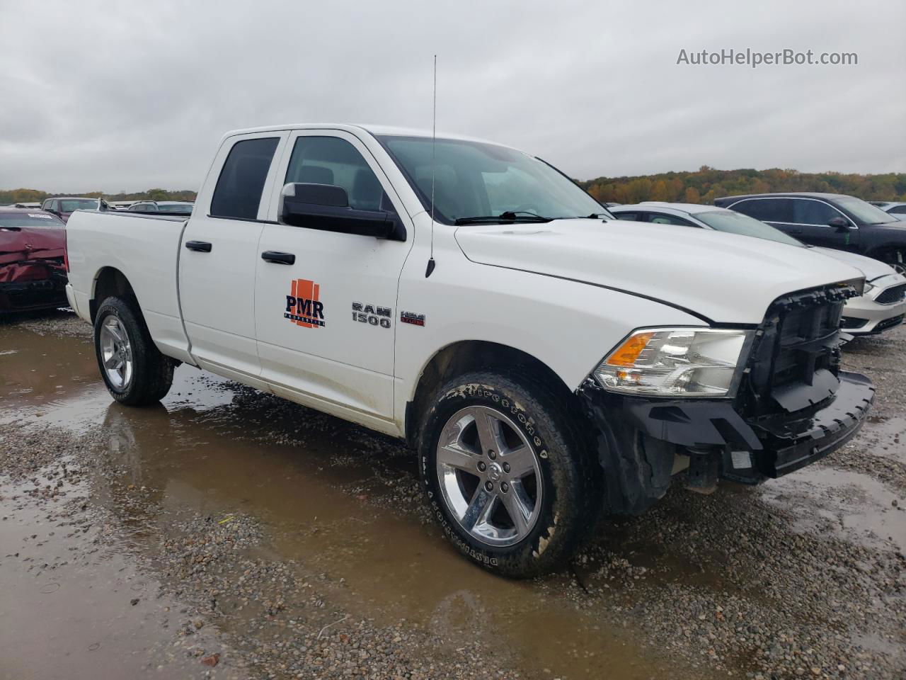 2017 Ram 1500 St Белый vin: 1C6RR7FT4HS831712