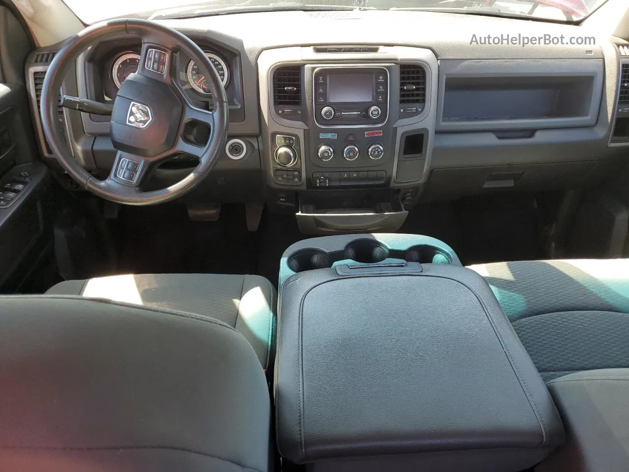 2019 Ram 1500 Classic Tradesman Красный vin: 1C6RR7FT5KS542541