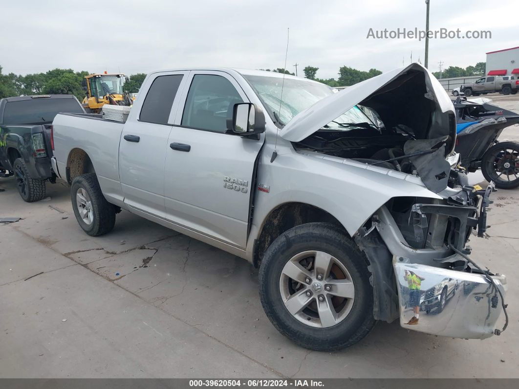 2015 Ram 1500   Silver vin: 1C6RR7FT9FS743851