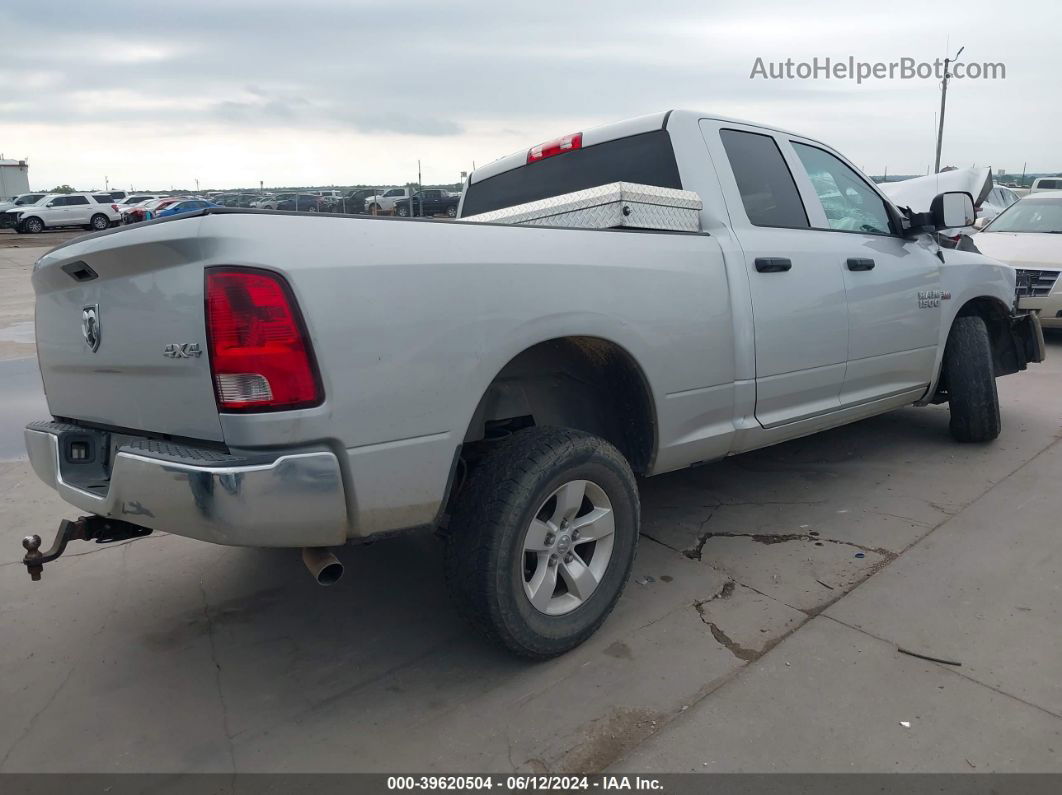 2015 Ram 1500   Silver vin: 1C6RR7FT9FS743851