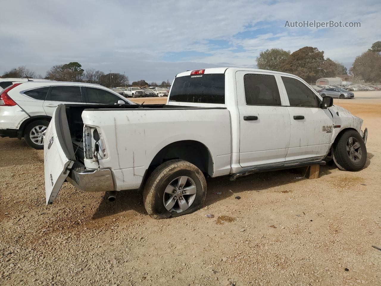 2019 Ram 1500 Classic Tradesman Белый vin: 1C6RR7KM4KS682207