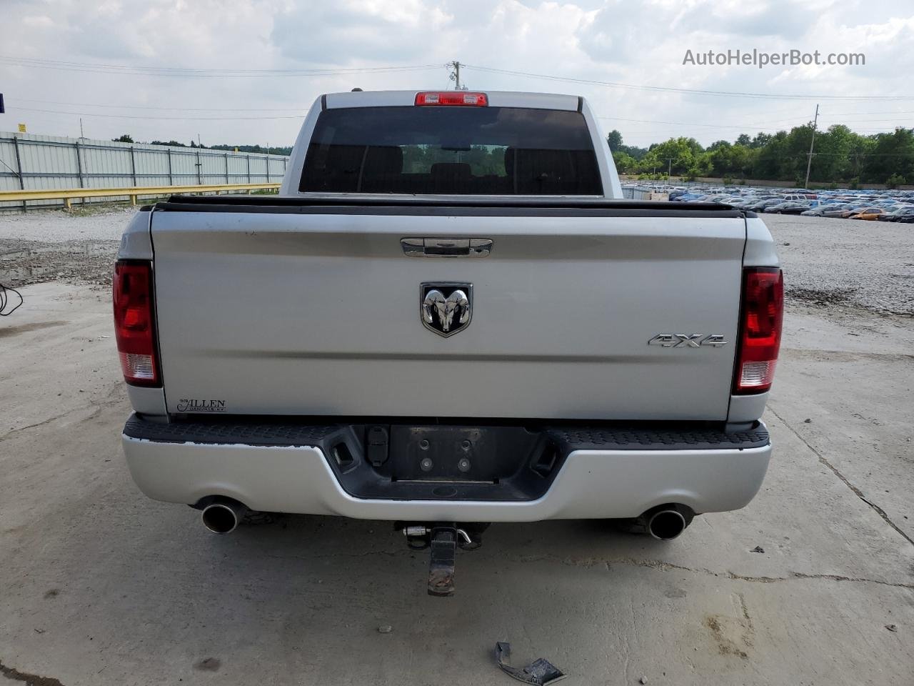 2014 Ram 1500 St Серебряный vin: 1C6RR7KT1ES137156