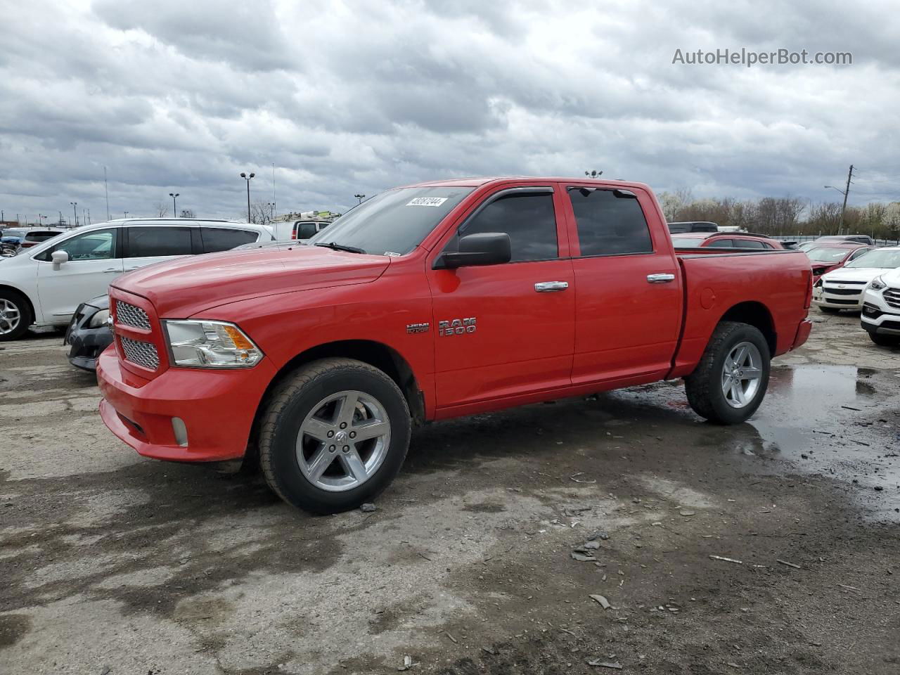 2015 Ram 1500 St Red vin: 1C6RR7KT1FS672943