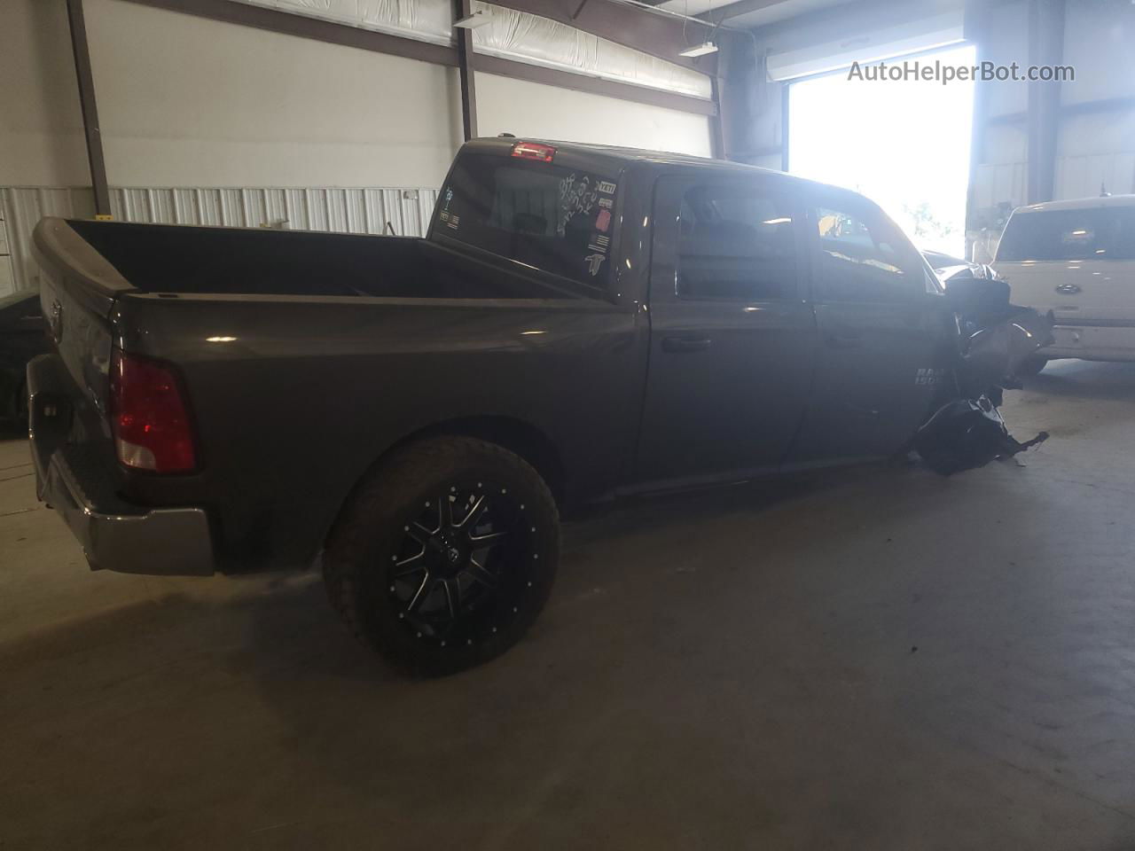 2019 Ram 1500 Classic Tradesman Gray vin: 1C6RR7KT5KS743037