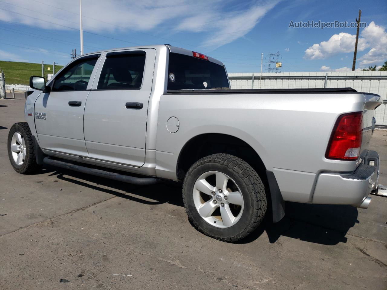 2014 Ram 1500 St Серебряный vin: 1C6RR7KT9ES201038