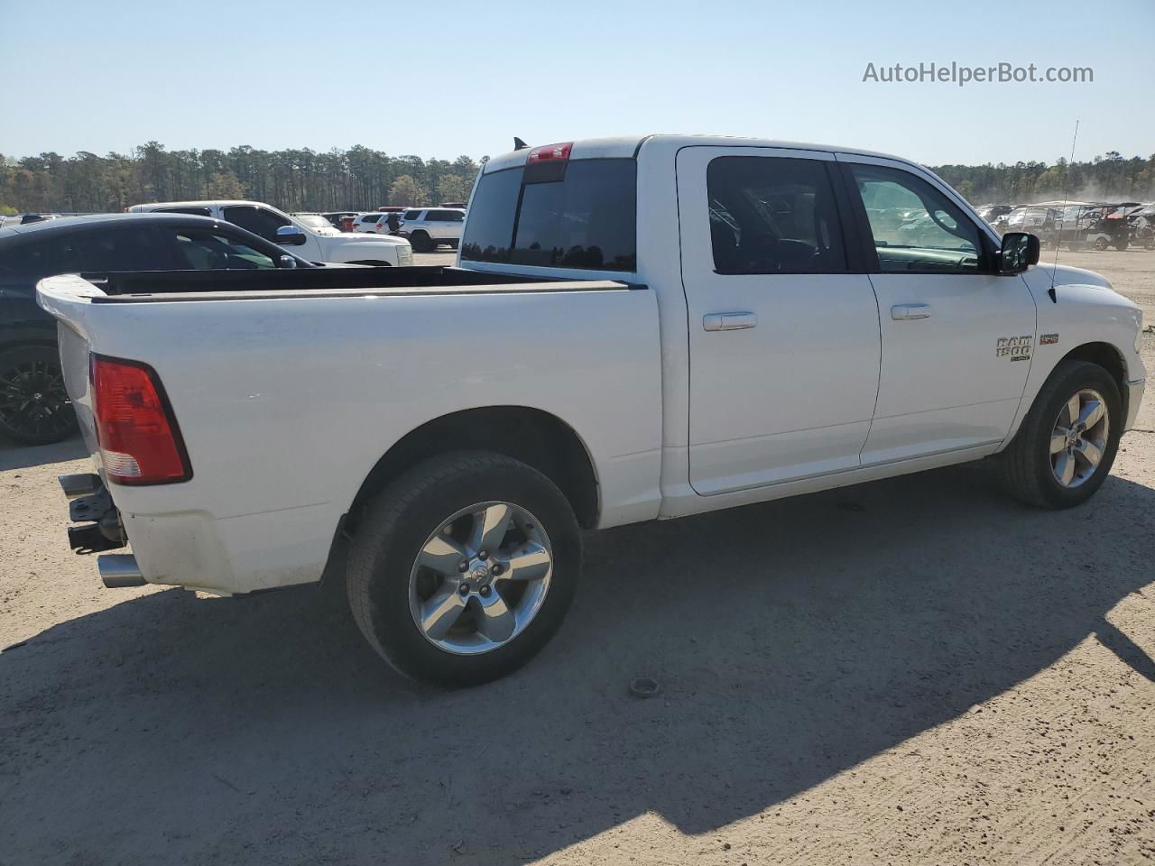 2019 Ram 1500 Classic Slt White vin: 1C6RR7LT0KS702801