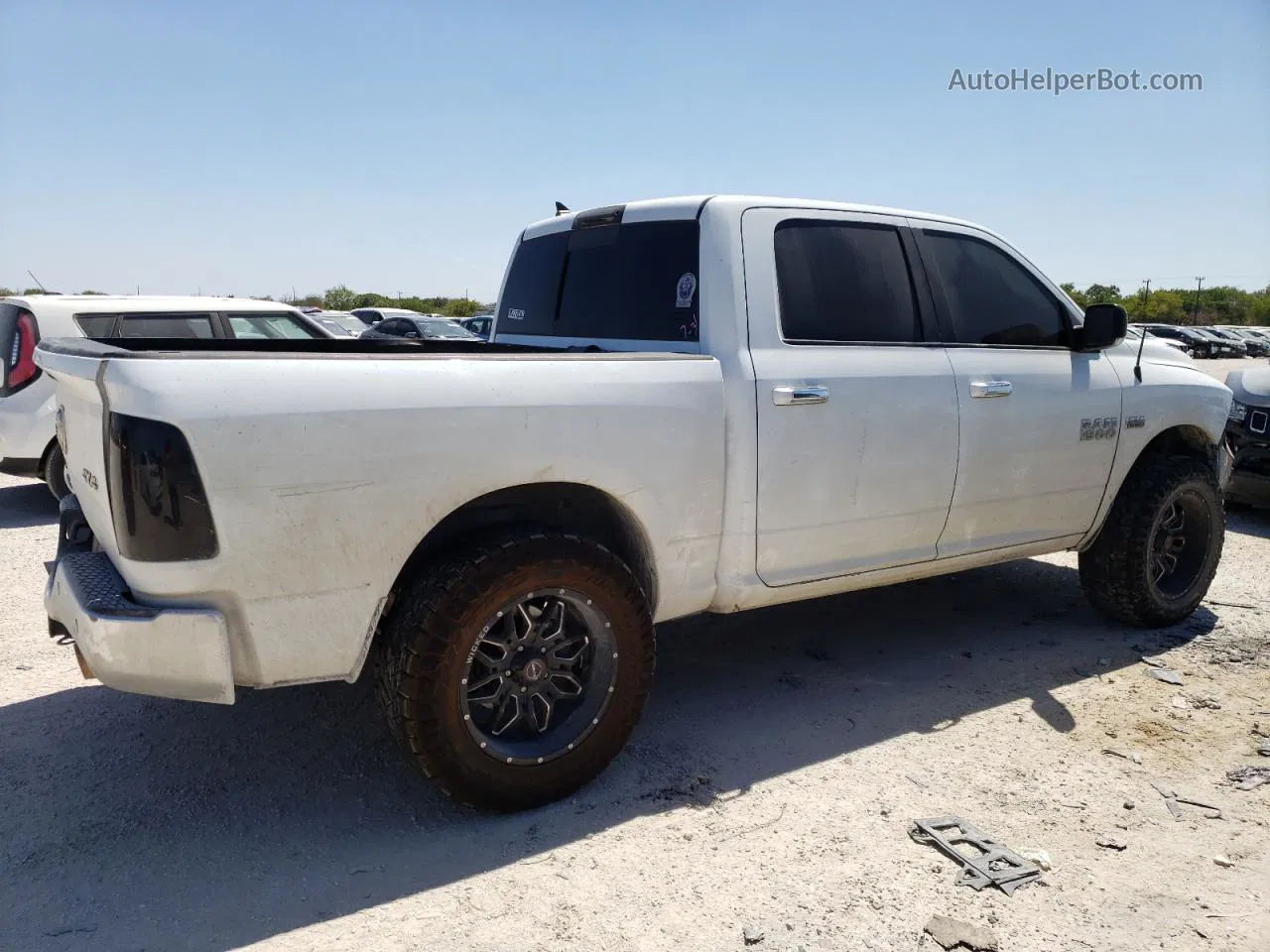 2015 Ram 1500 Slt Белый vin: 1C6RR7LT3FS611298