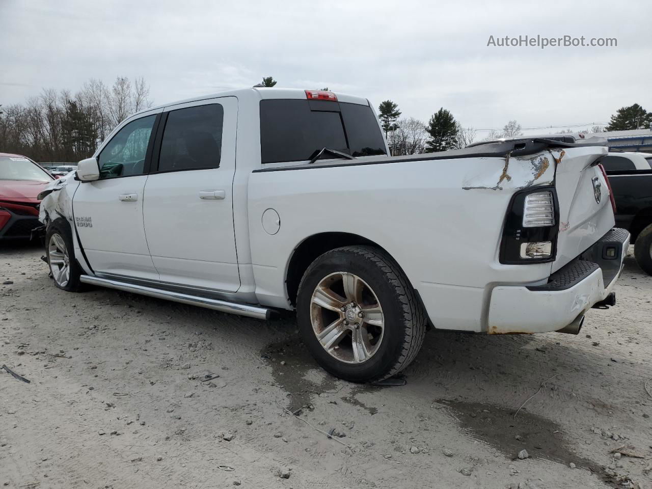 2015 Ram 1500 Sport White vin: 1C6RR7MT3FS624695