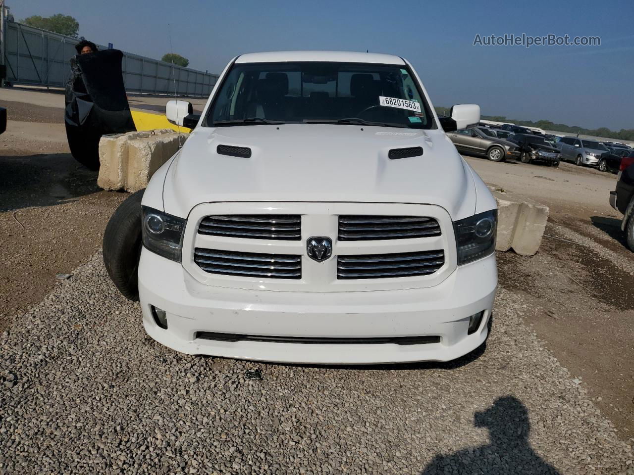 2015 Ram 1500 Sport Белый vin: 1C6RR7MT9FS503041