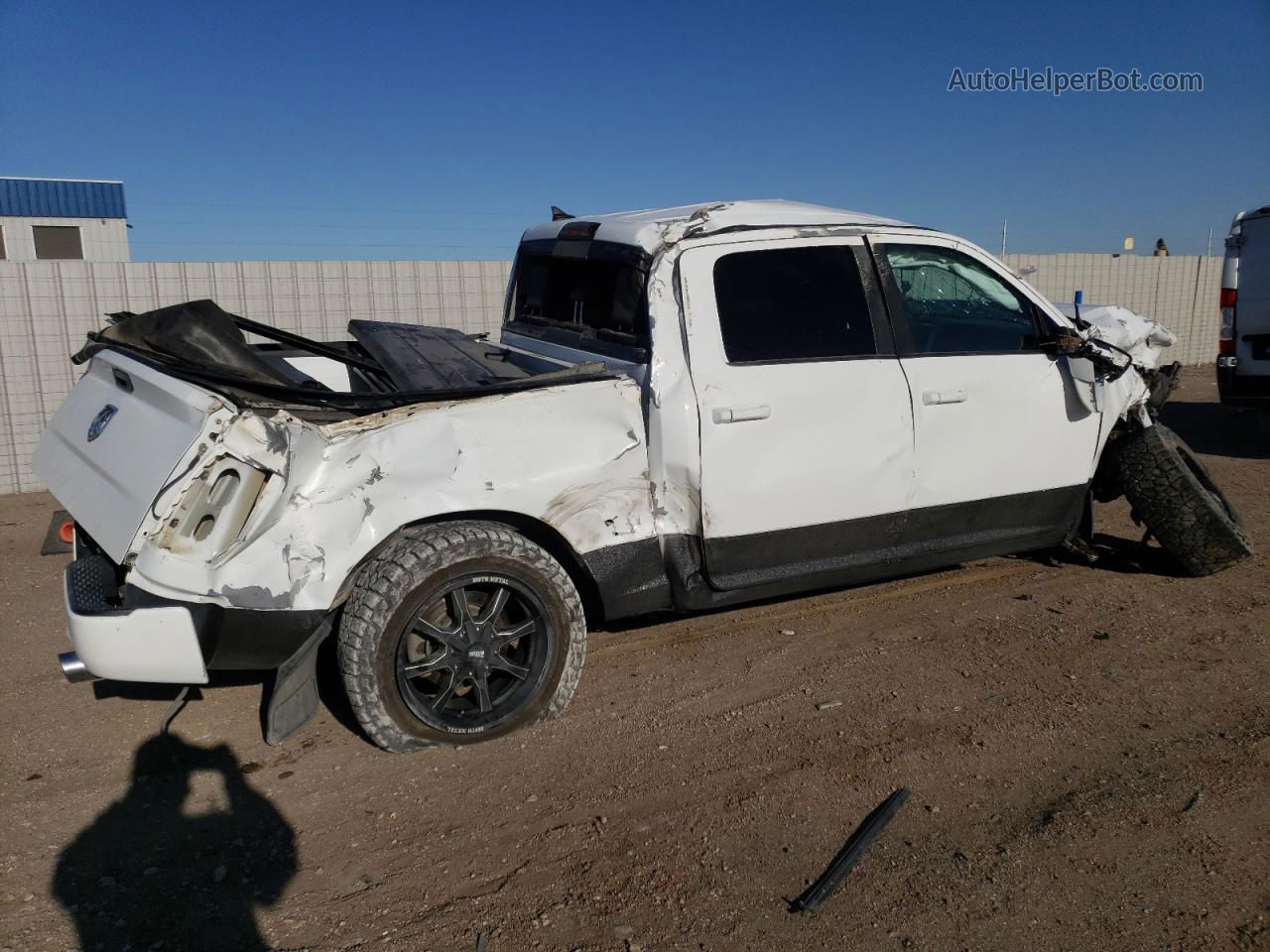 2015 Ram 1500 Sport White vin: 1C6RR7MTXFS672890