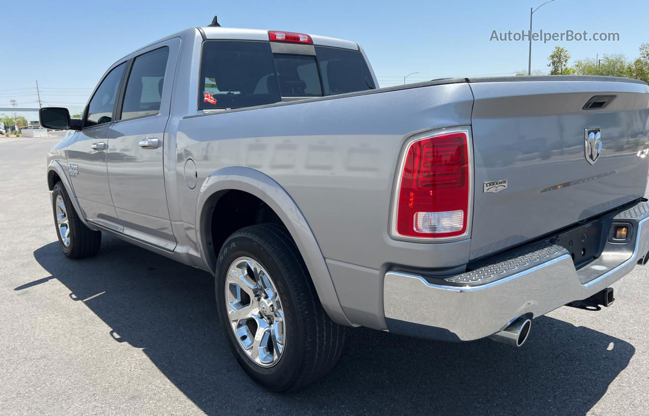 2019 Ram 1500 Classic Laramie Silver vin: 1C6RR7NM1KS749485