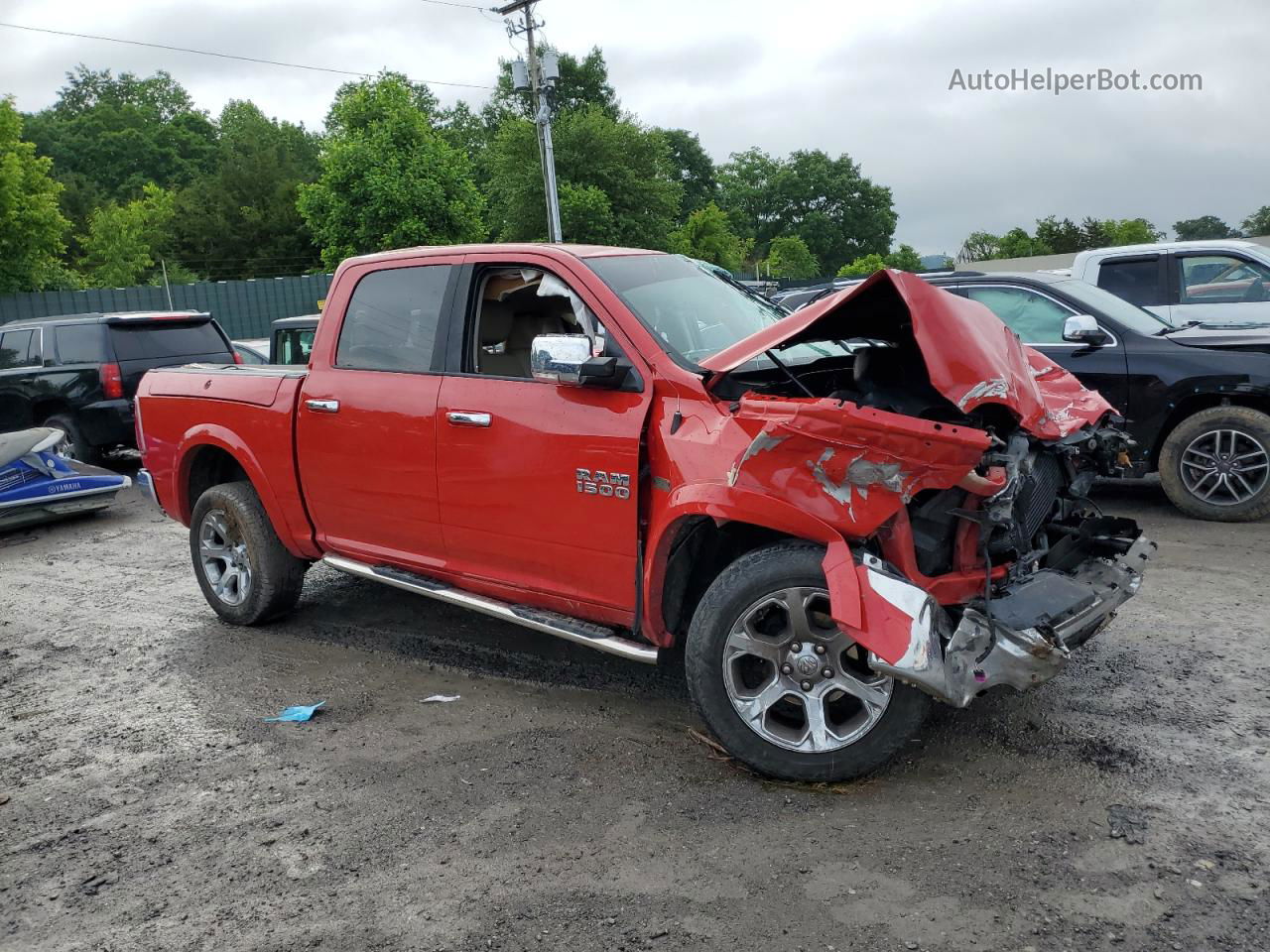 2015 Ram 1500 Laramie Red vin: 1C6RR7NM6FS539020