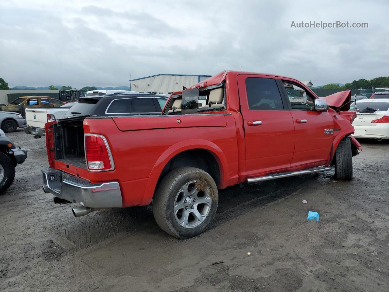 2015 Ram 1500 Laramie Red vin: 1C6RR7NM6FS539020