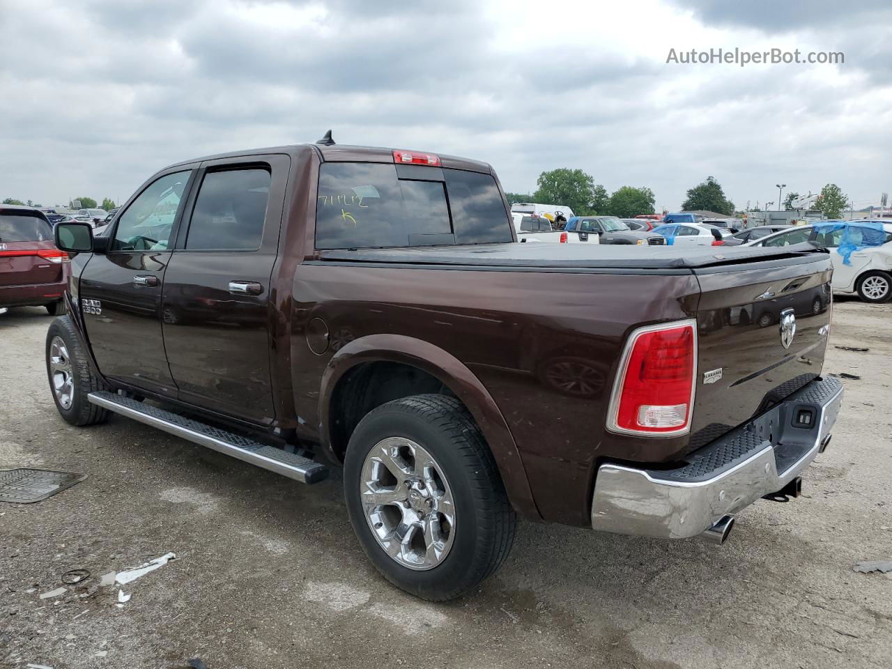 2015 Ram 1500 Laramie Brown vin: 1C6RR7NT0FS711212