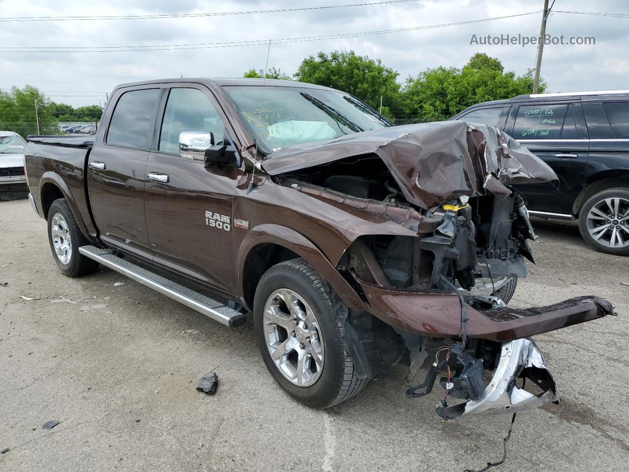 2015 Ram 1500 Laramie Коричневый vin: 1C6RR7NT0FS711212