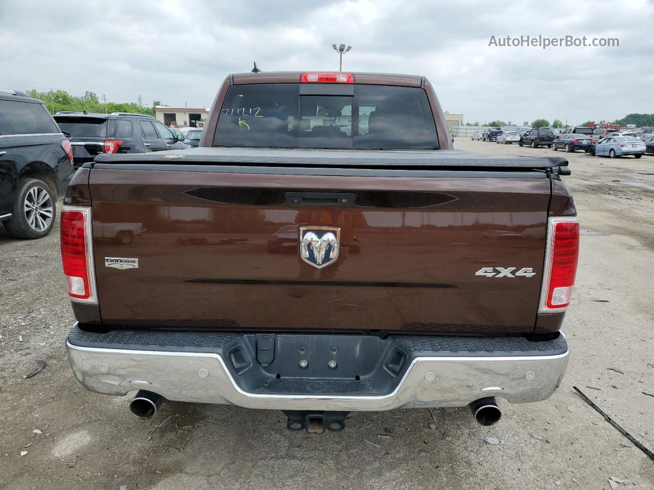 2015 Ram 1500 Laramie Brown vin: 1C6RR7NT0FS711212