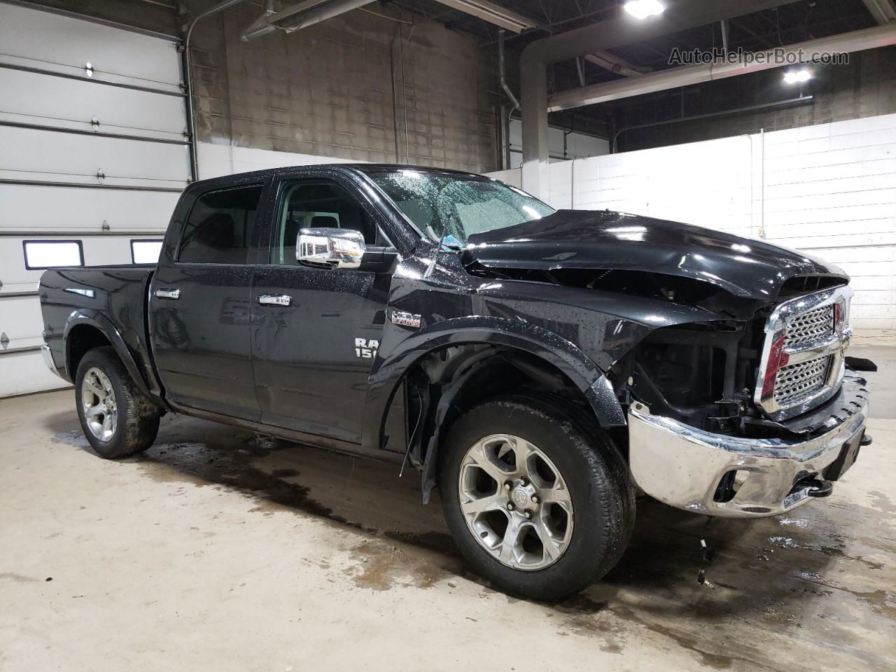 2015 Ram 1500 Laramie Black vin: 1C6RR7NT1FS768034