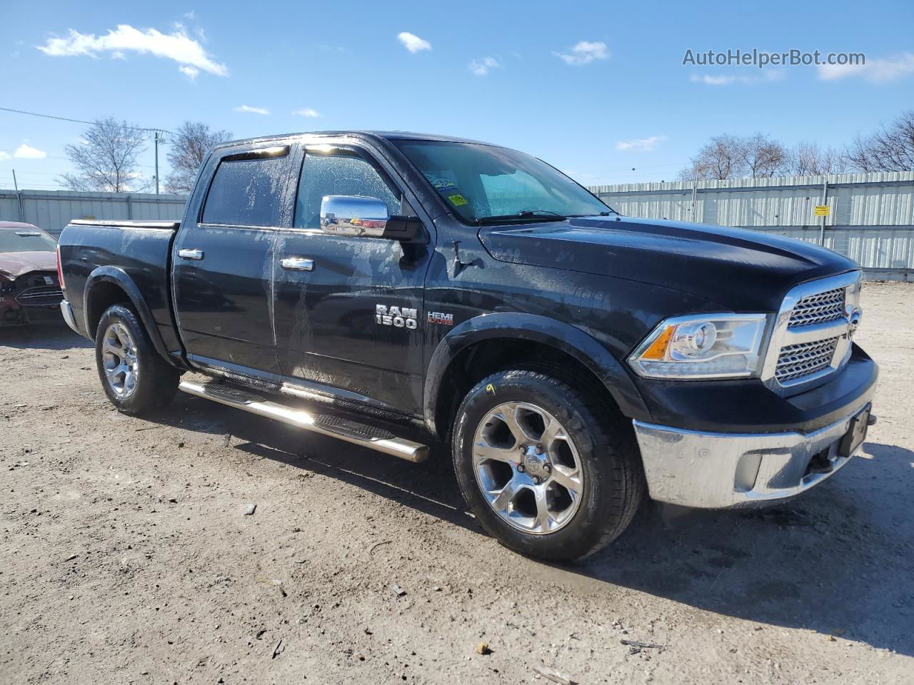 2015 Ram 1500 Laramie Черный vin: 1C6RR7NT7FS713474