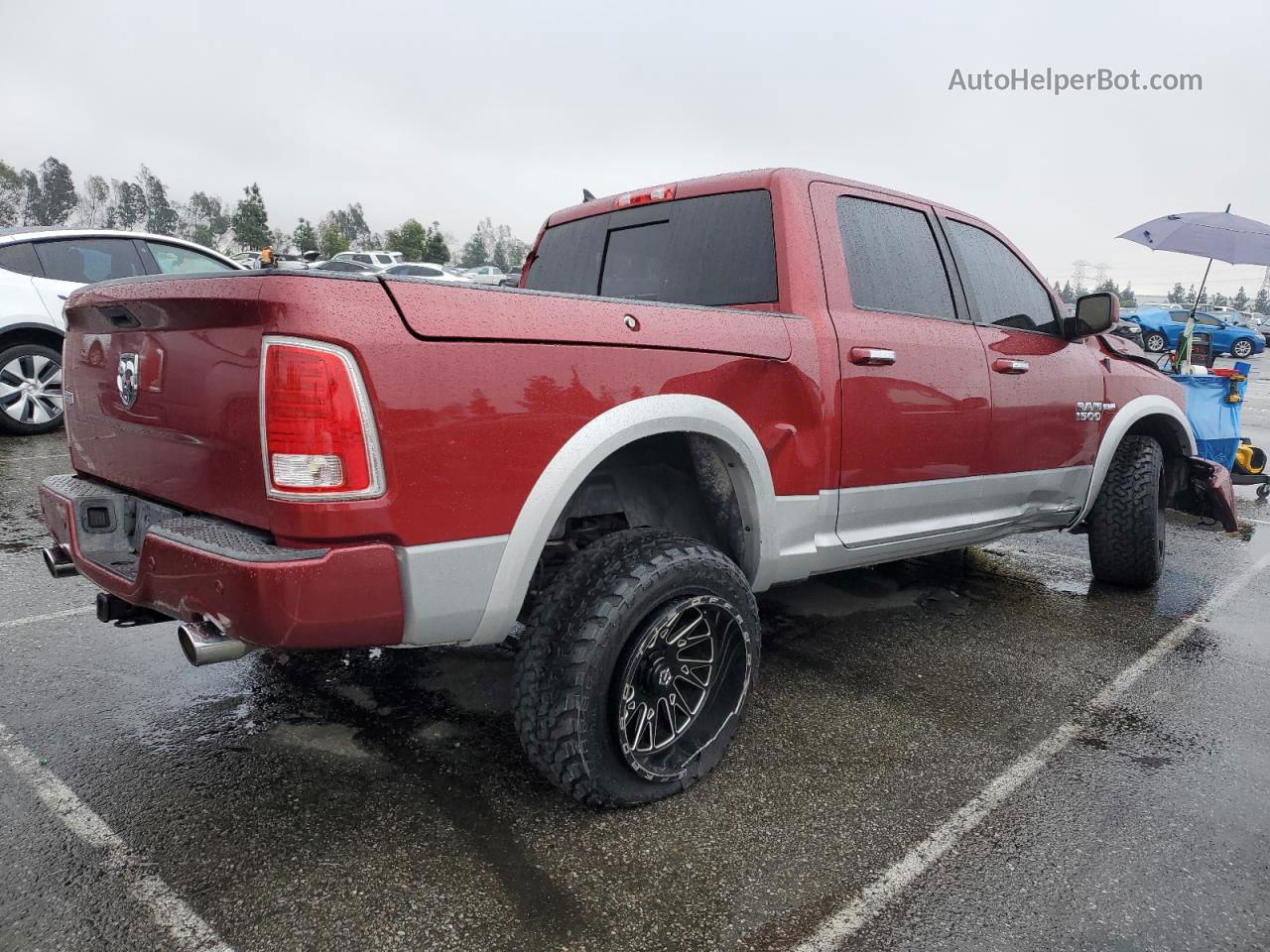 2015 Ram 1500 Laramie Maroon vin: 1C6RR7NTXFS666392