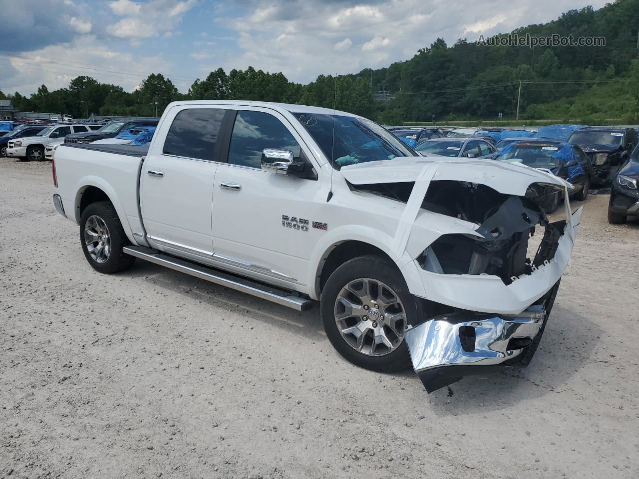 2017 Ram 1500 Longhorn White vin: 1C6RR7PT9HS647932