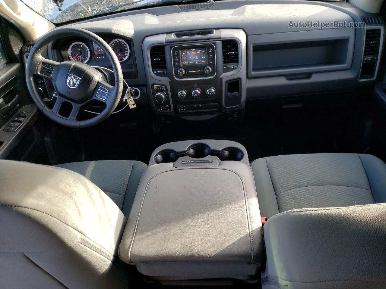 2014 Ram 1500 St Серебряный vin: 1C6RR7SM9ES376513