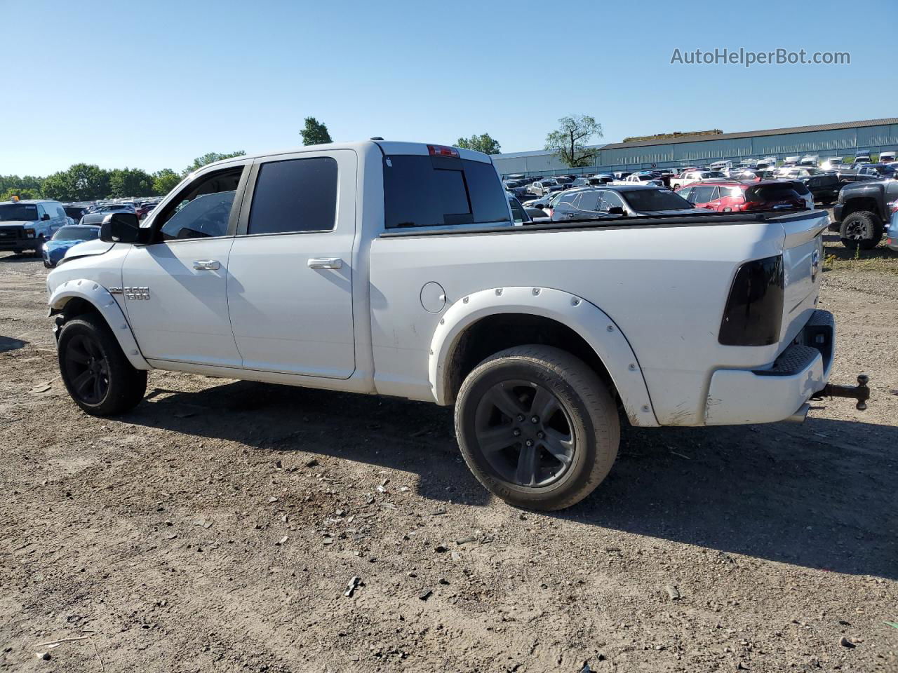 2015 Ram 1500 Sport White vin: 1C6RR7UT5FS682646