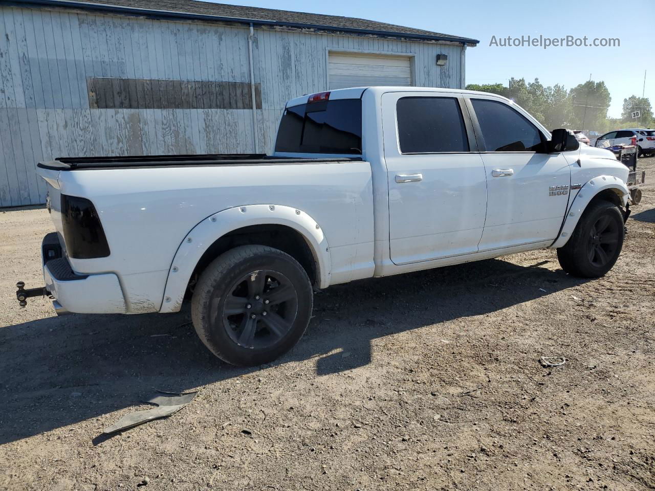 2015 Ram 1500 Sport White vin: 1C6RR7UT5FS682646