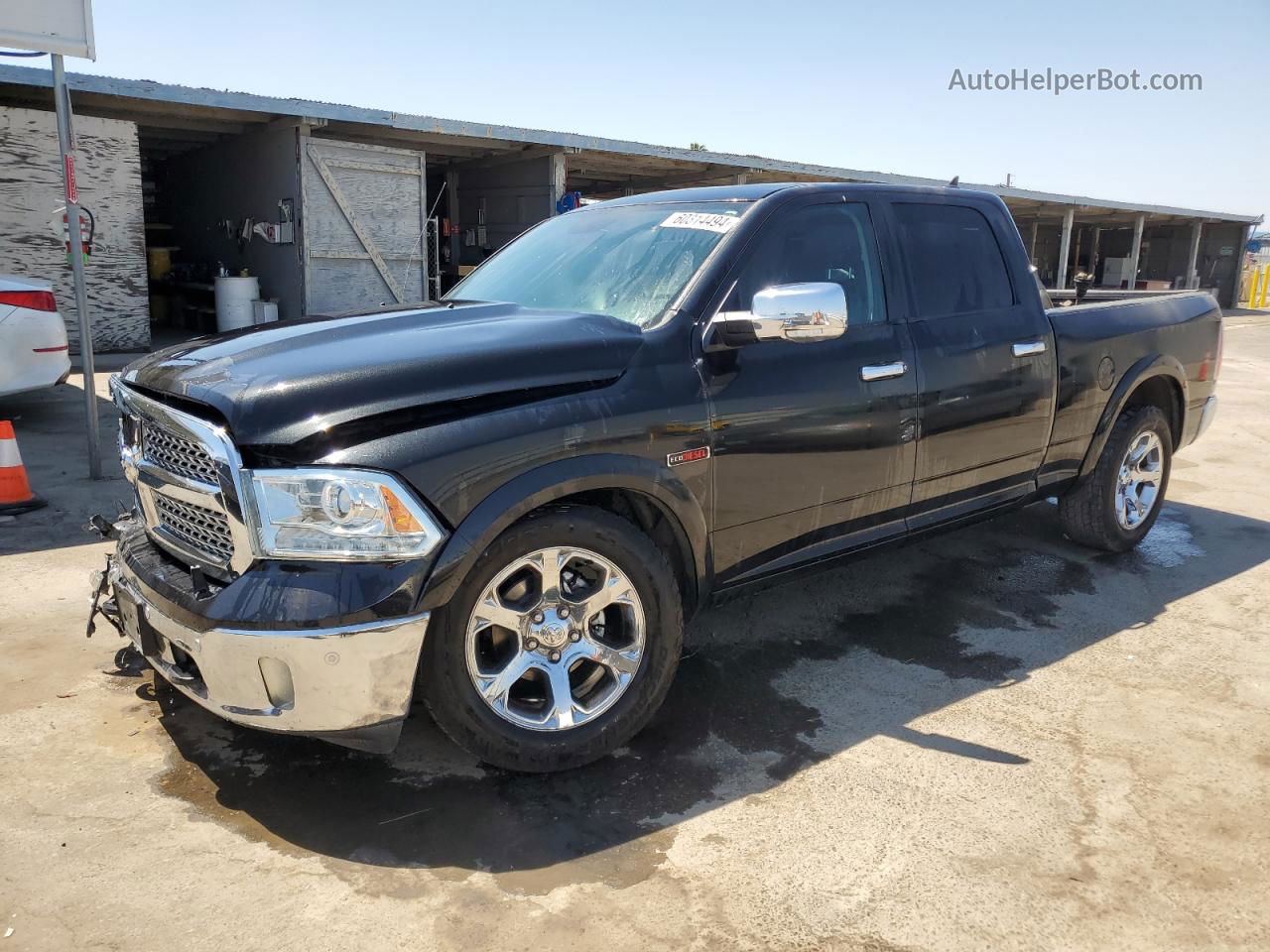 2015 Ram 1500 Laramie Gray vin: 1C6RR7VM3FS664959