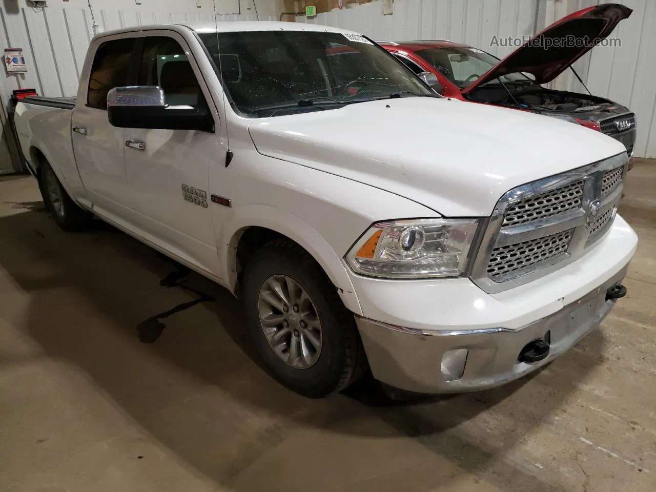 2015 Ram 1500 Laramie Белый vin: 1C6RR7VM8FS561326