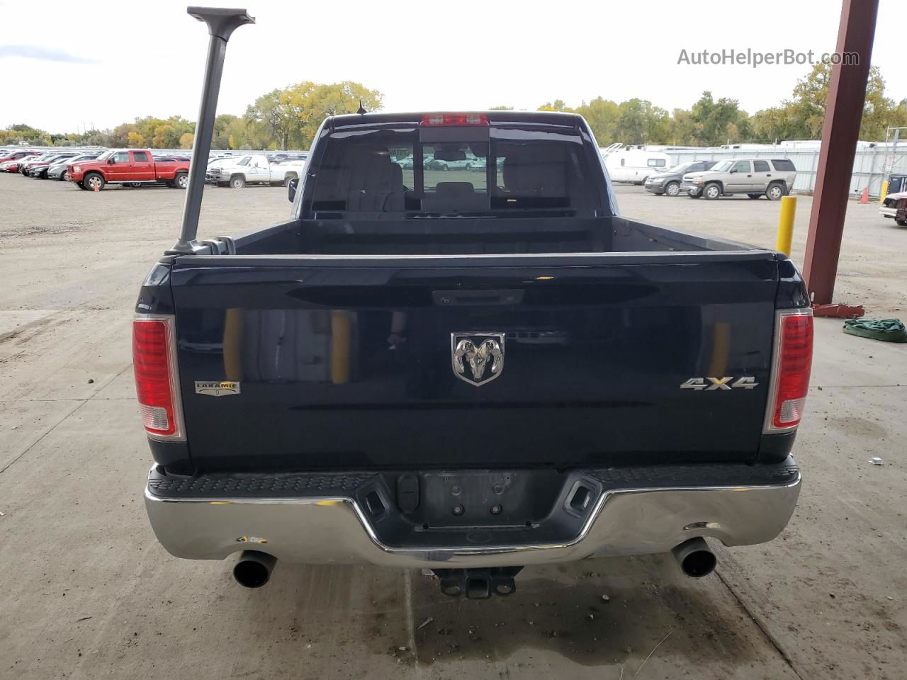 2014 Ram 1500 Laramie Синий vin: 1C6RR7VT5ES335198