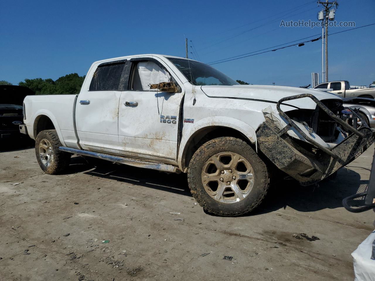 2015 Ram 1500 Laramie White vin: 1C6RR7VTXFS656350