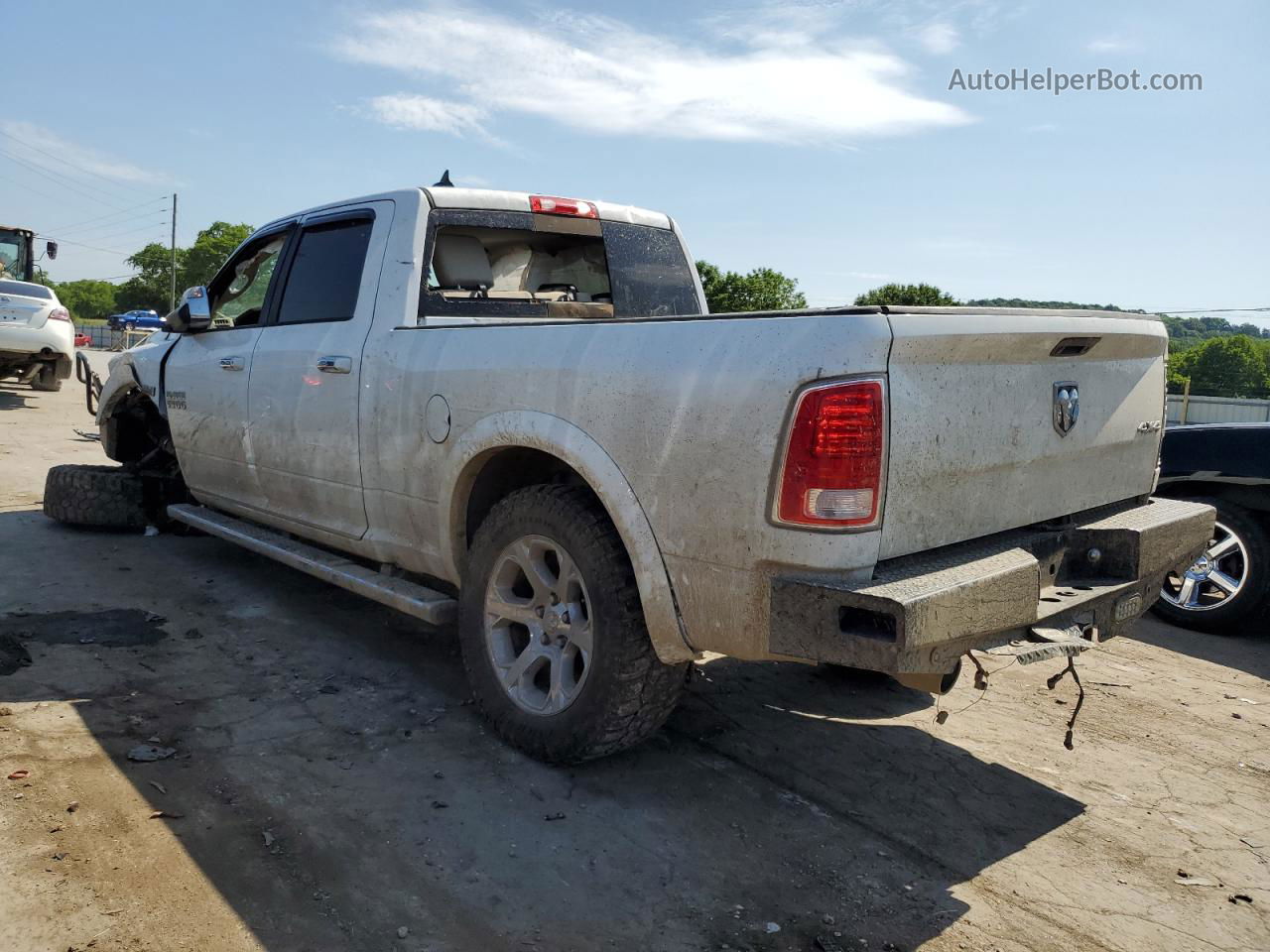 2015 Ram 1500 Laramie White vin: 1C6RR7VTXFS656350