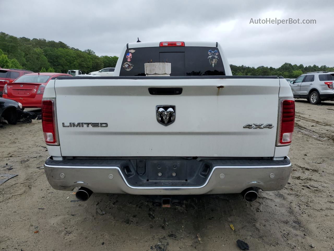 2014 Ram 1500 Longhorn White vin: 1C6RR7WM9ES428328