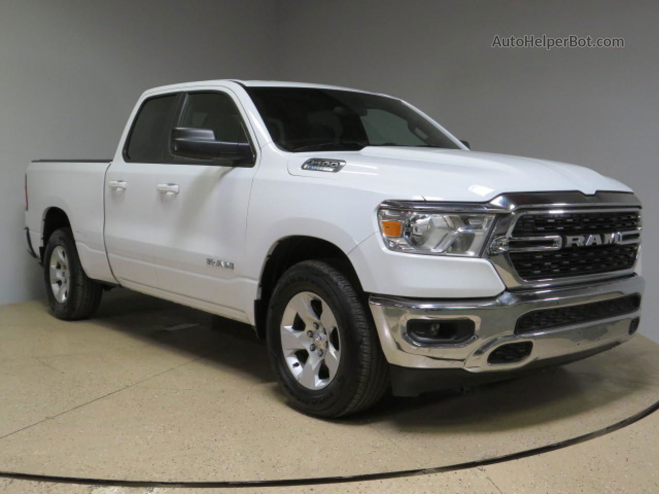 2022 Ram 1500 Big Horn/lone Star White vin: 1C6RREBGXNN272772