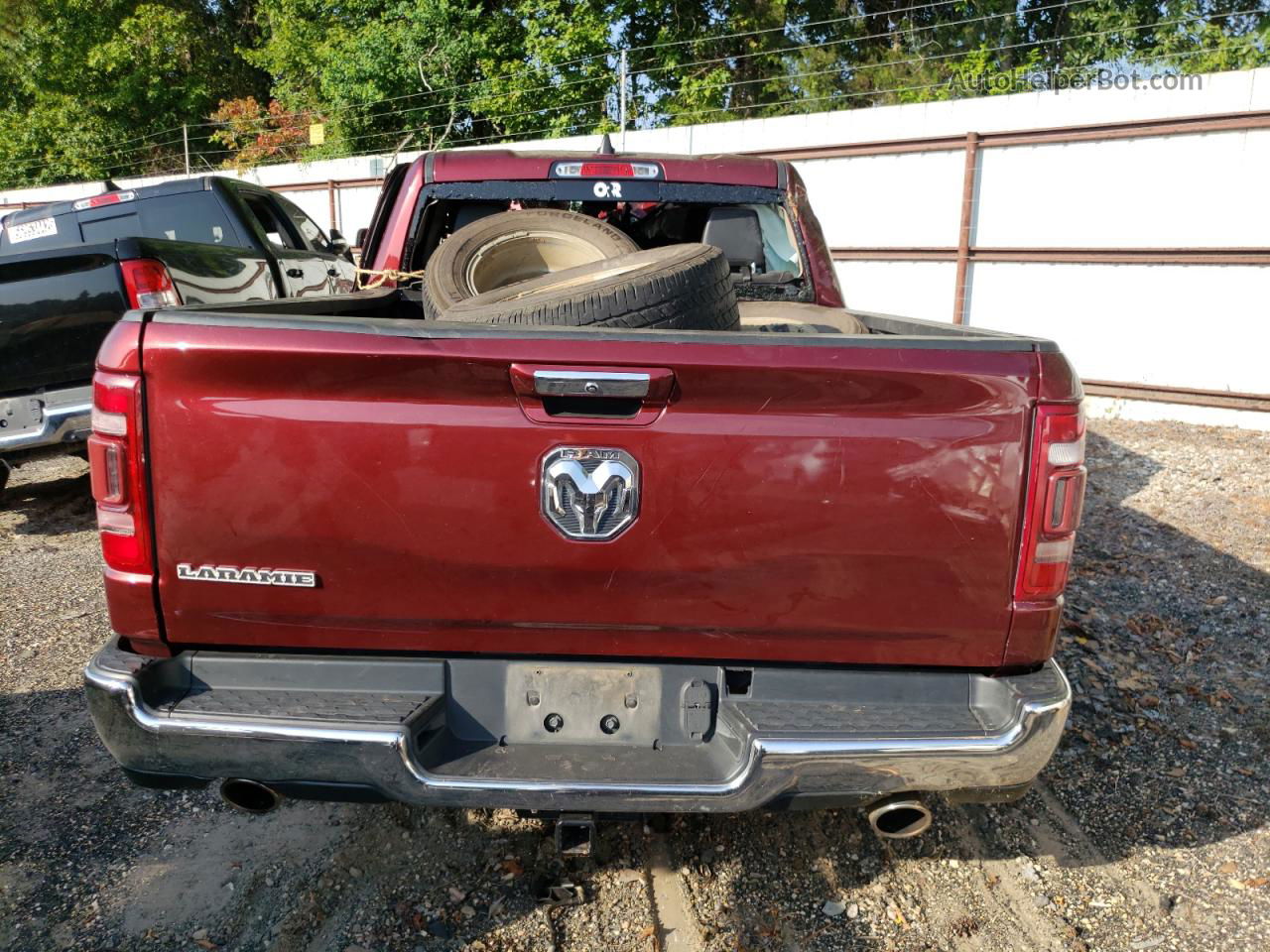 2020 Ram 1500 Laramie Burgundy vin: 1C6RREDT7LN294753