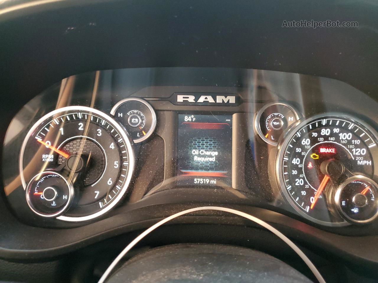 2019 Ram 1500 Big Horn/lone Star Белый vin: 1C6RREFG4KN883872