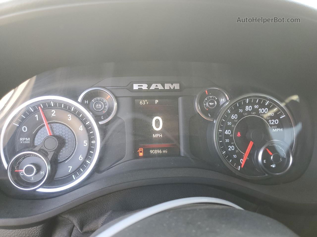 2019 Ram 1500 Big Horn/lone Star Серебряный vin: 1C6RREFT0KN581685