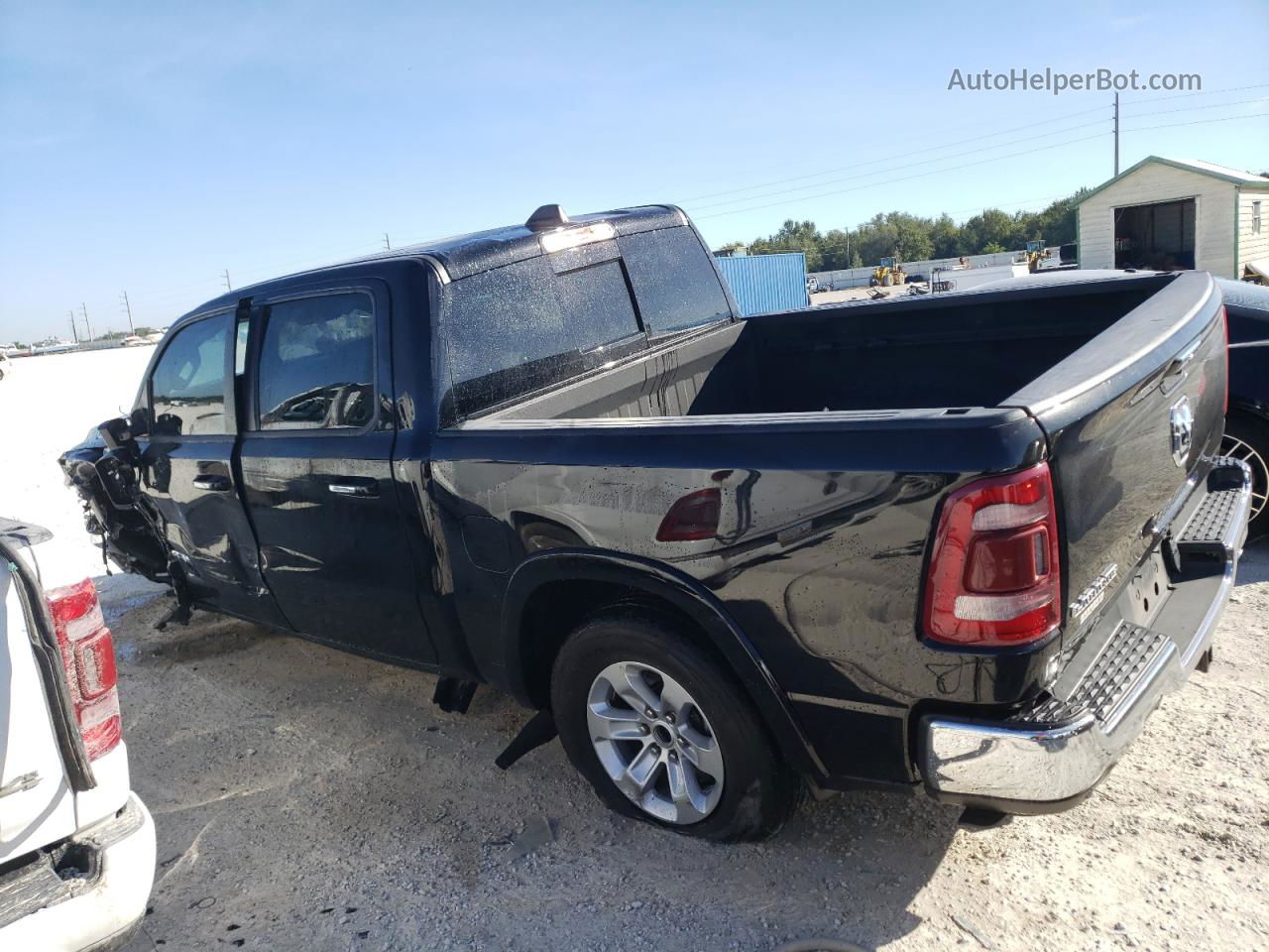 2022 Ram 1500 Laramie Черный vin: 1C6RREJM3NN373529