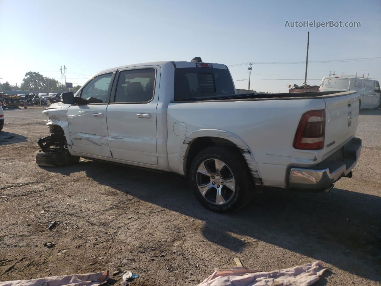 2022 Ram 1500 Laramie White vin: 1C6RREJT0NN276831