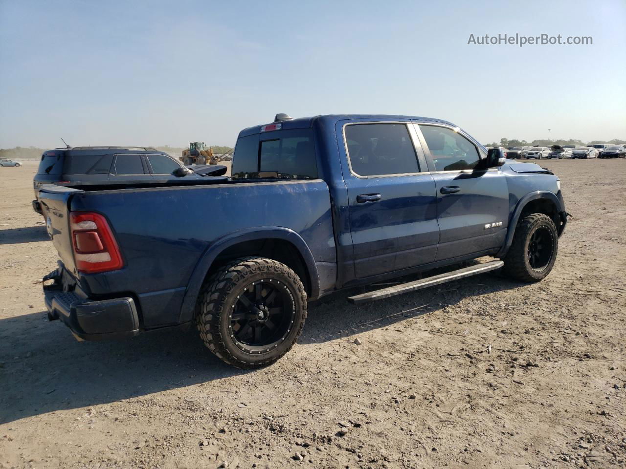 2019 Ram 1500 Laramie Blue vin: 1C6RREJT6KN792557