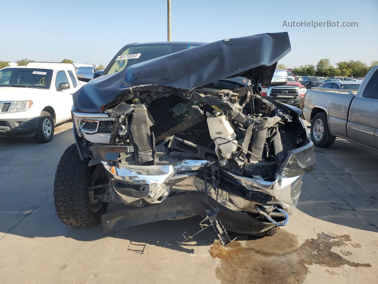 2019 Ram 1500 Laramie Black vin: 1C6RREJT7KN509339